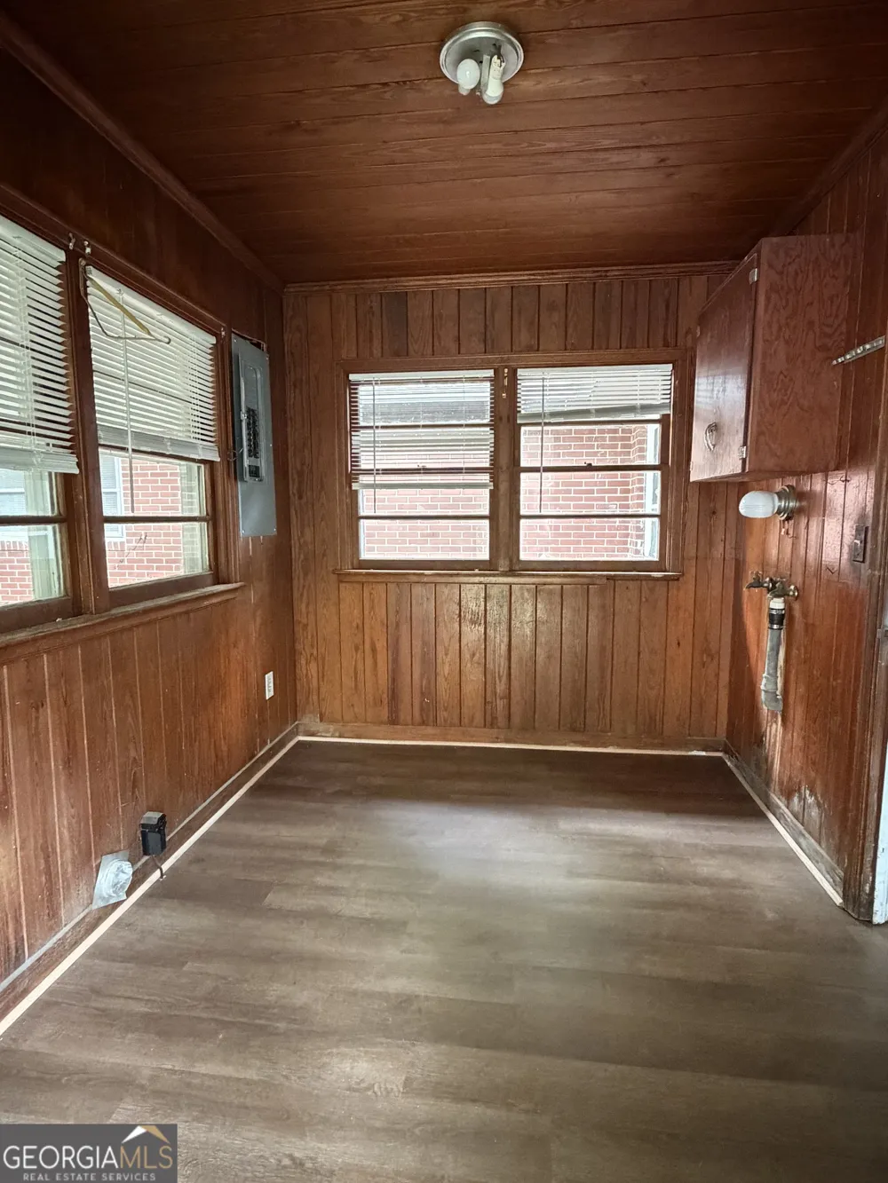 225 W Jessamine ST Fitzgerald, GA 31750