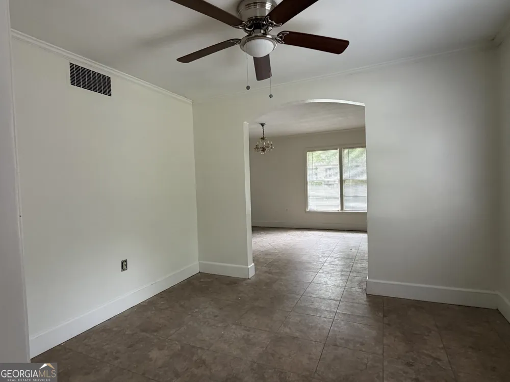 225 W Jessamine ST Fitzgerald, GA 31750