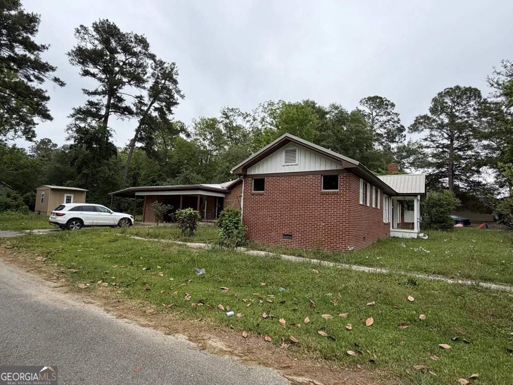 225 W Jessamine ST Fitzgerald, GA 31750