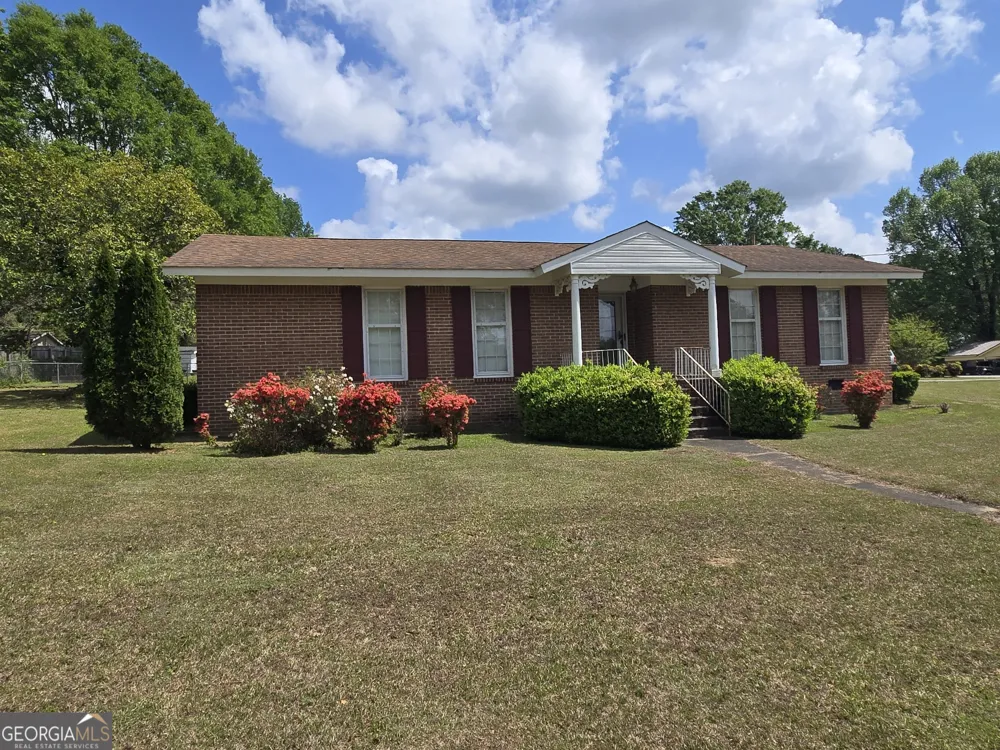 101 Skyline DR Barnesville, GA 30204