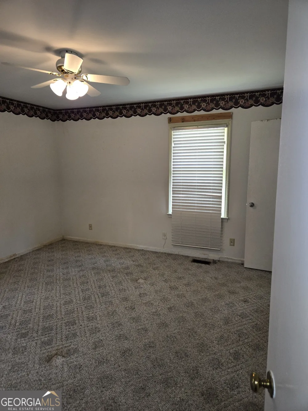 101 Skyline DR Barnesville, GA 30204