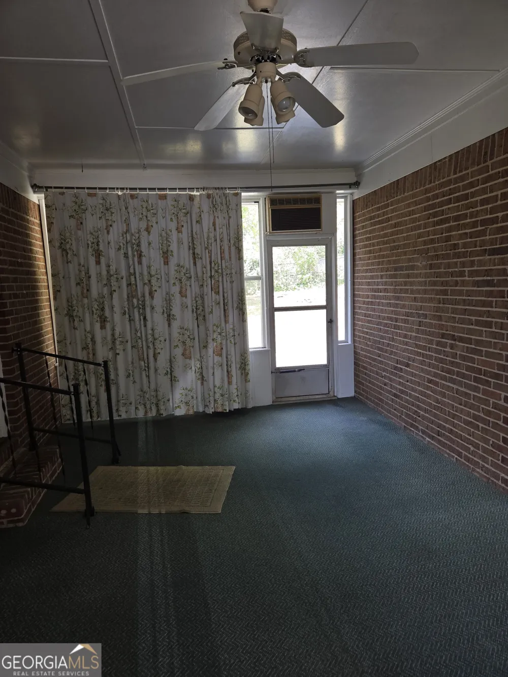 101 Skyline DR Barnesville, GA 30204