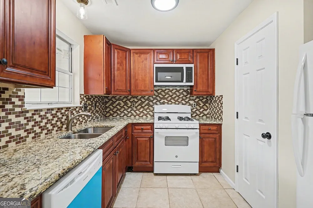 5580 Stonington Trace PKWY Stone Mountain, GA 30087