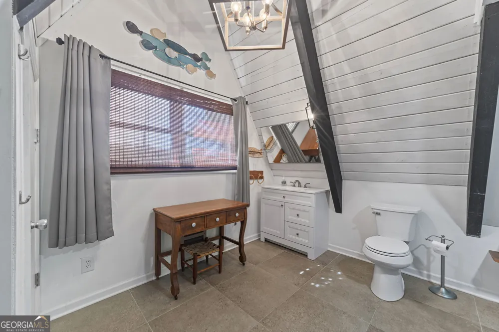 1047 Tranquility LN Hartwell, GA 30643
