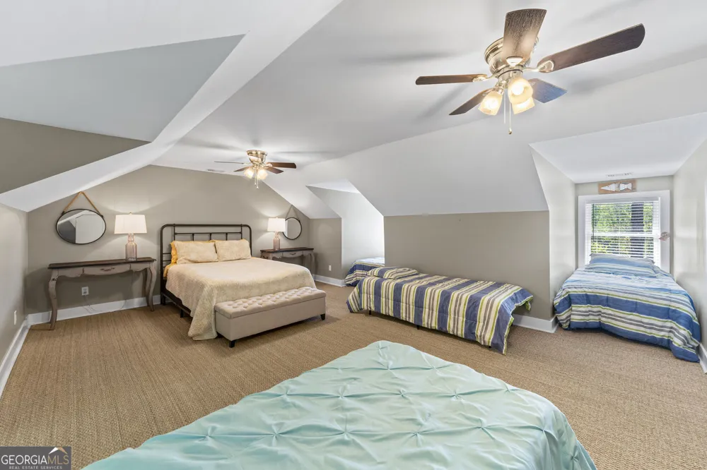 1047 Tranquility LN Hartwell, GA 30643