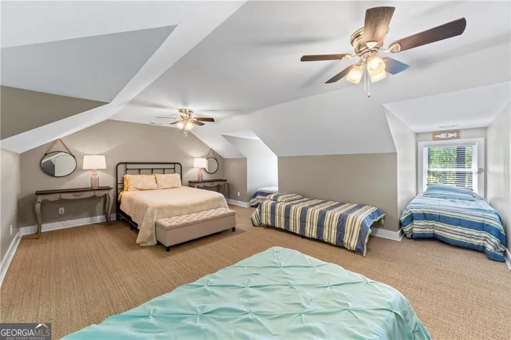 1047 Tranquility LN Hartwell, GA 30643