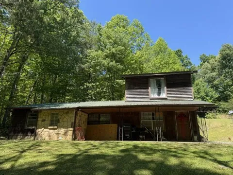 669 Pond Ridge Road