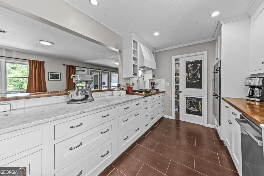 1490 Crawley RD Madison, GA 30650