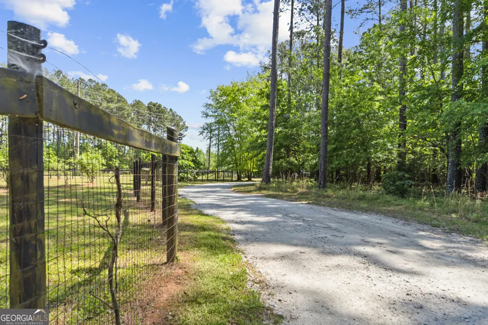 1490 Crawley RD Madison, GA 30650