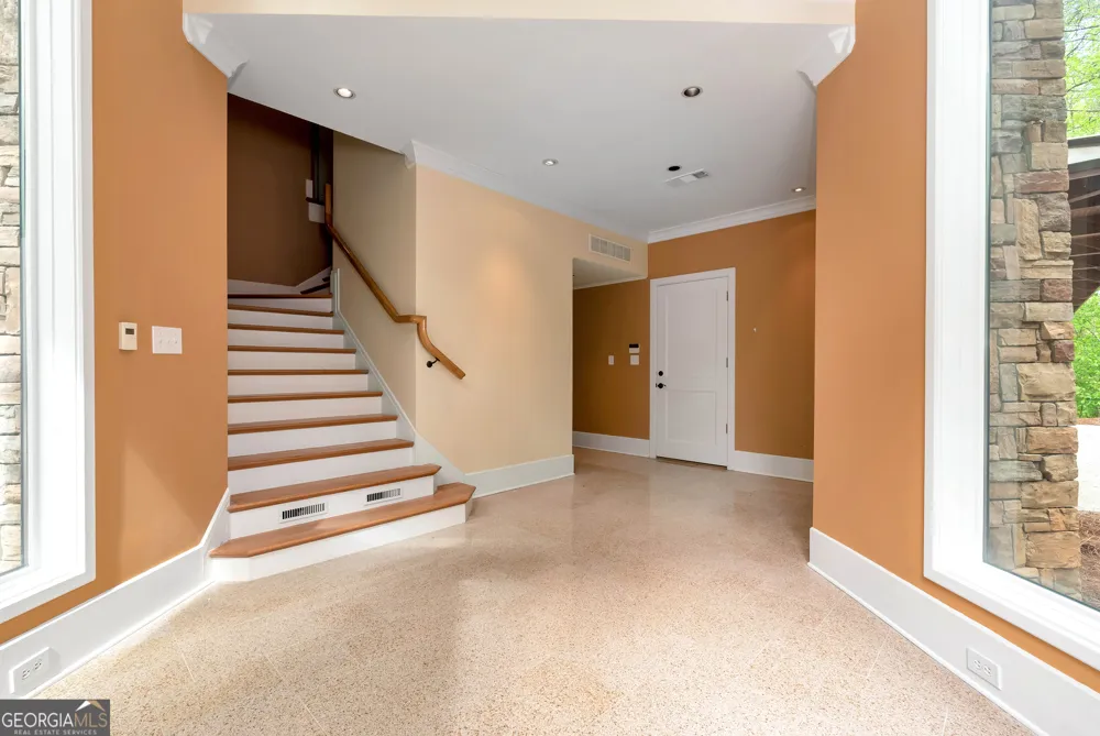 6960 Riverside DR Atlanta, GA 30328