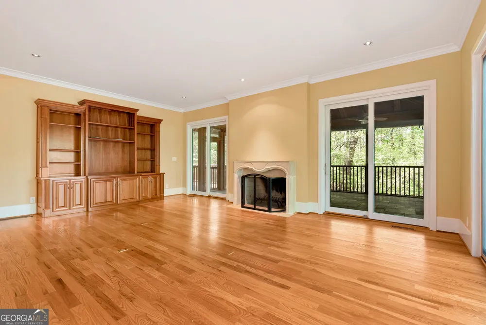 6960 Riverside DR Atlanta, GA 30328