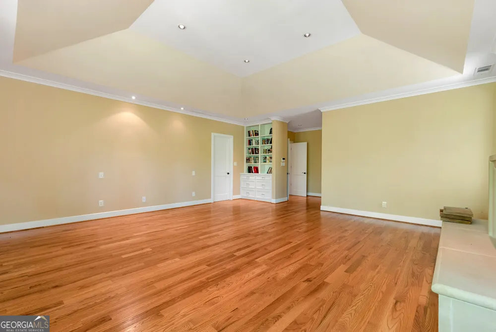 6960 Riverside DR Atlanta, GA 30328
