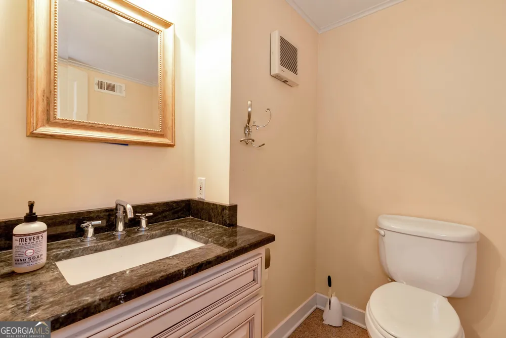 6960 Riverside DR Atlanta, GA 30328