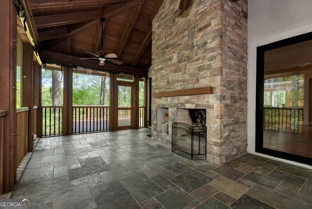 6960 Riverside DR Atlanta, GA 30328