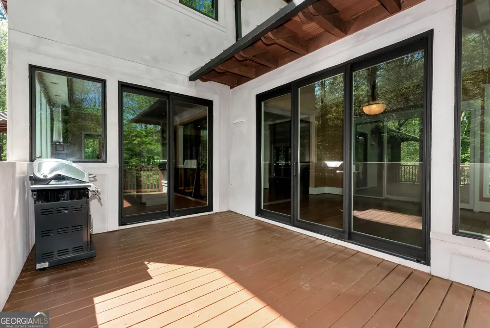 6960 Riverside DR Atlanta, GA 30328
