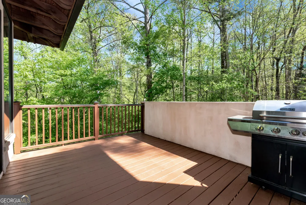 6960 Riverside DR Atlanta, GA 30328