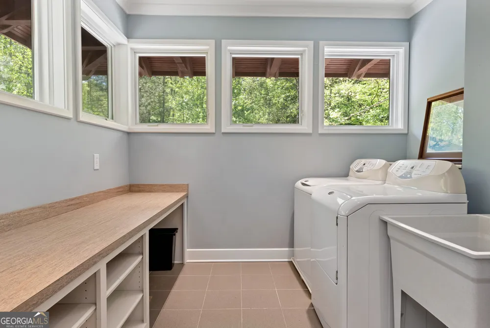 6960 Riverside DR Atlanta, GA 30328