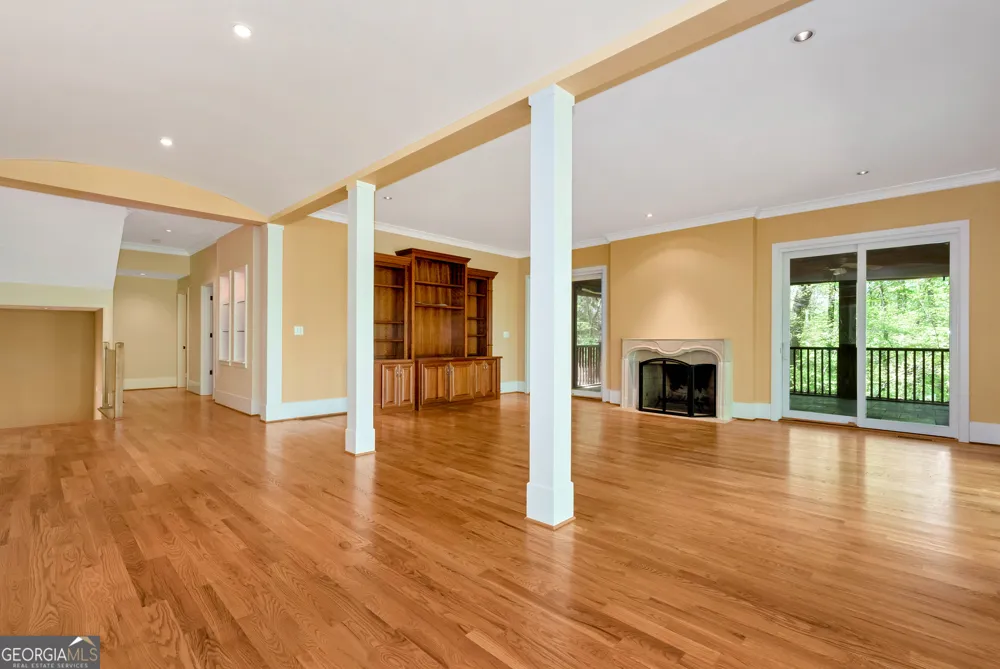 6960 Riverside DR Atlanta, GA 30328