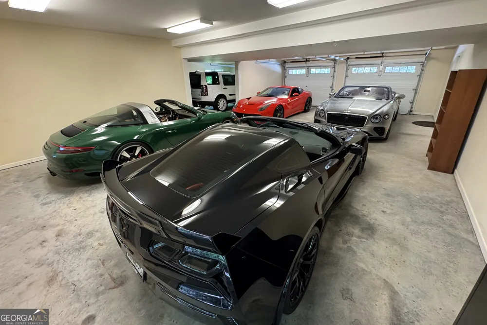 6960 Riverside DR Atlanta, GA 30328