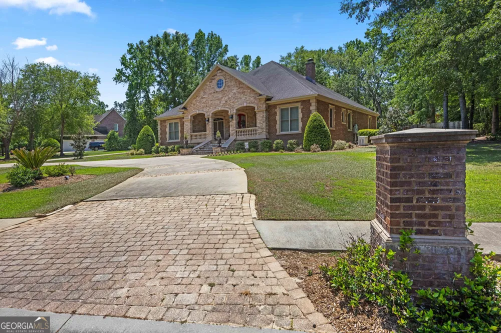 4223 Spring Branch CIR Valdosta, GA 31601