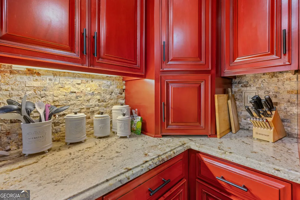 4223 Spring Branch CIR Valdosta, GA 31601