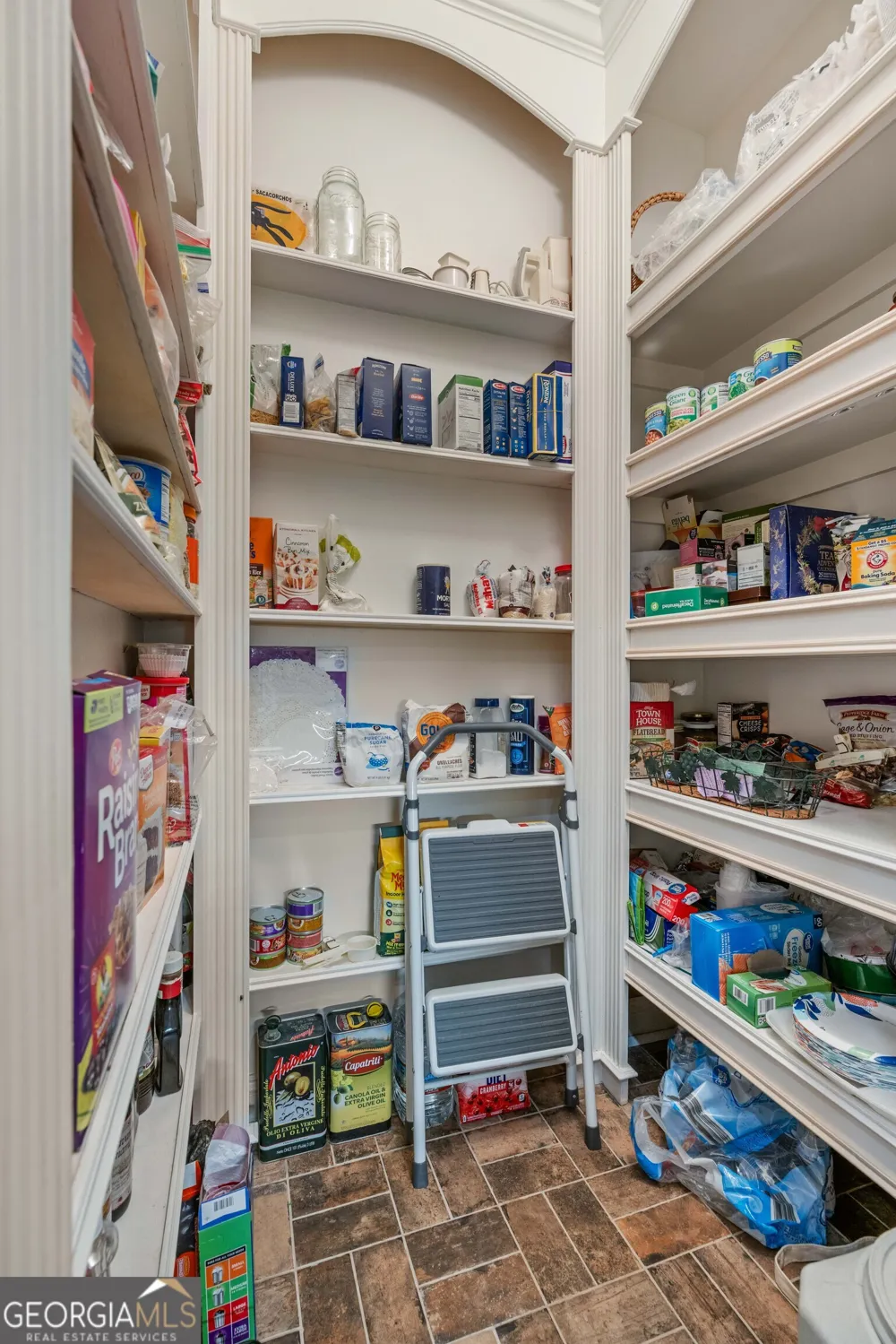 4223 Spring Branch CIR Valdosta, GA 31601
