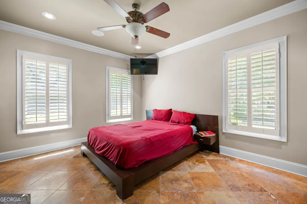4223 Spring Branch CIR Valdosta, GA 31601