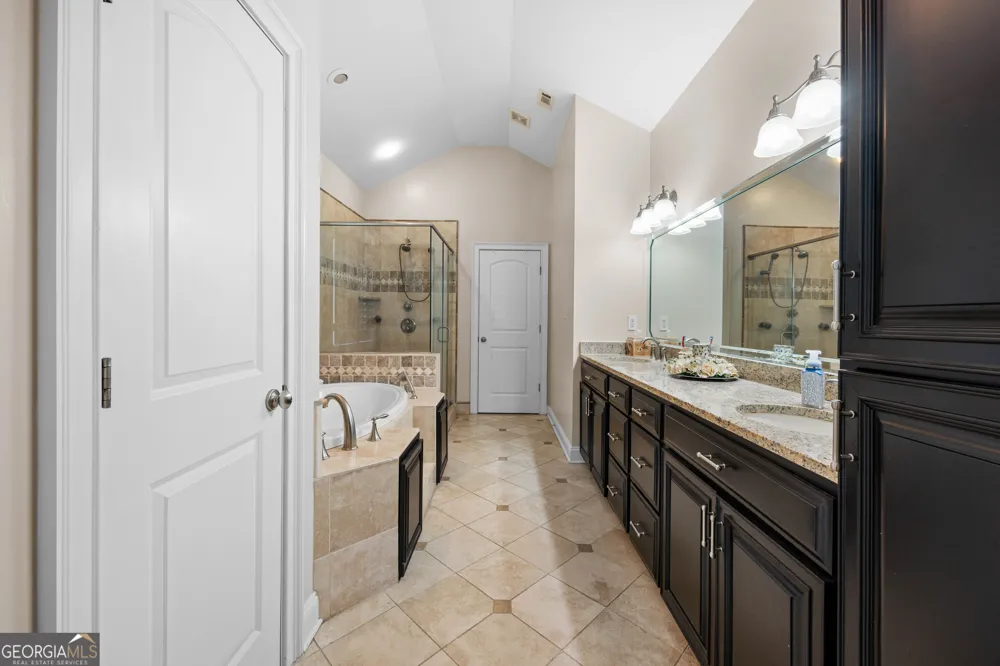 4223 Spring Branch CIR Valdosta, GA 31601