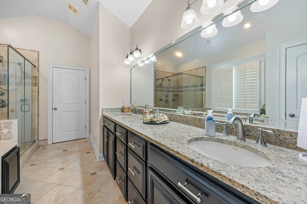 4223 Spring Branch CIR Valdosta, GA 31601