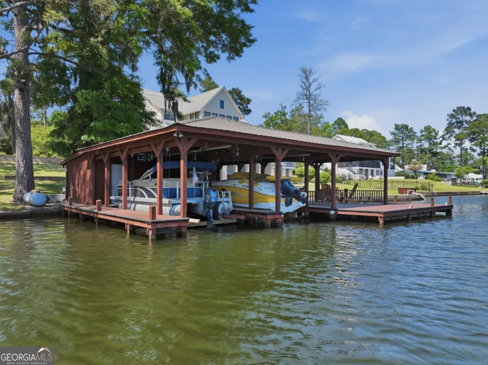 620 Lakeshore DR Cordele, GA 31015