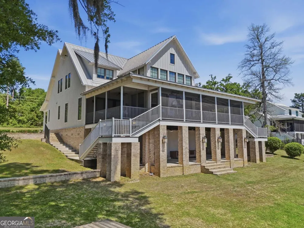 620 Lakeshore DR Cordele, GA 31015
