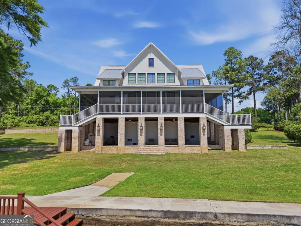 620 Lakeshore DR Cordele, GA 31015