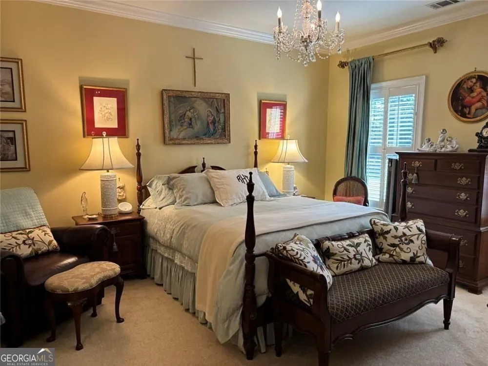 9385 Knollcrest BLVD Johns Creek, GA 30022