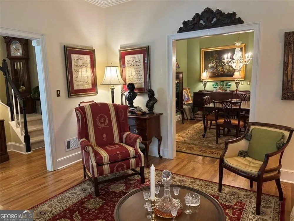 9385 Knollcrest BLVD Johns Creek, GA 30022