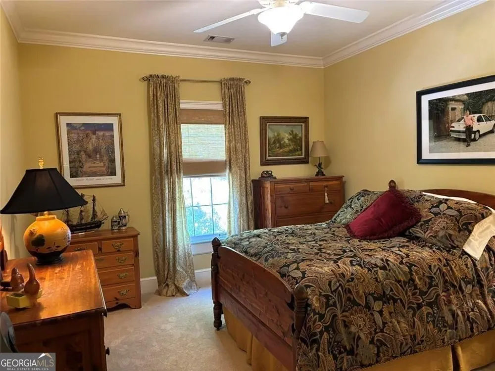 9385 Knollcrest BLVD Johns Creek, GA 30022
