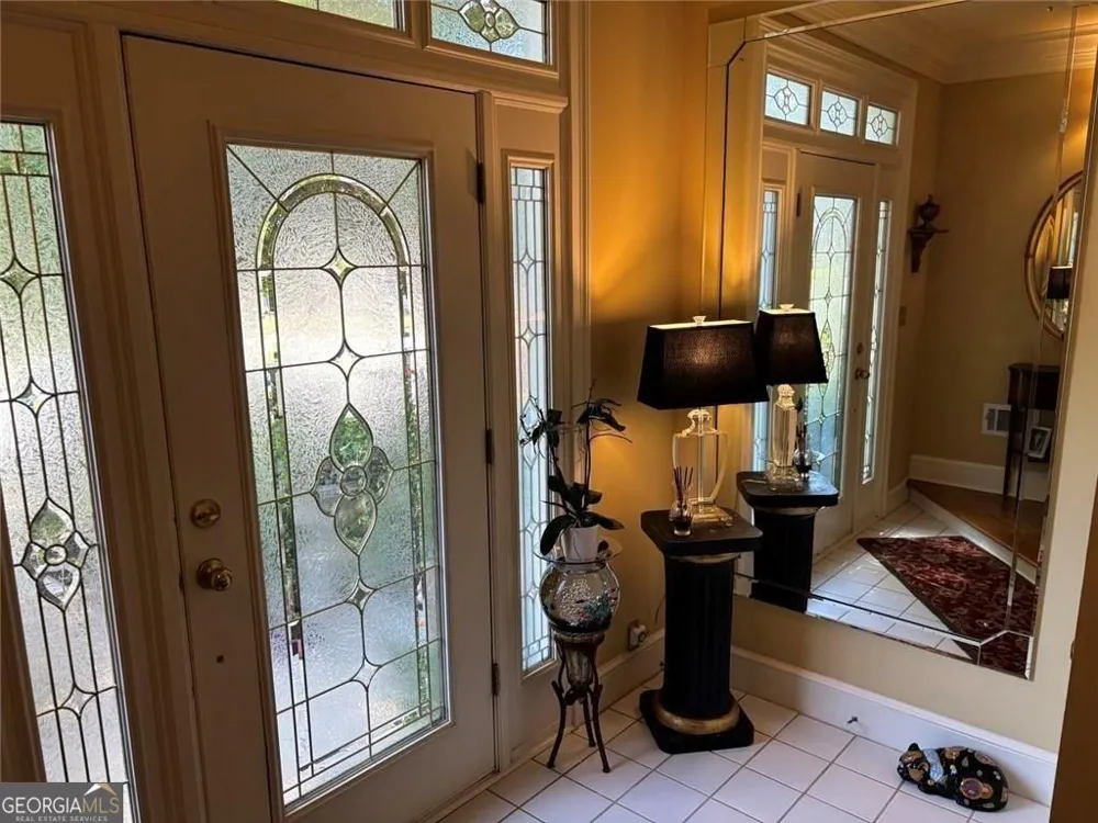 9385 Knollcrest BLVD Johns Creek, GA 30022