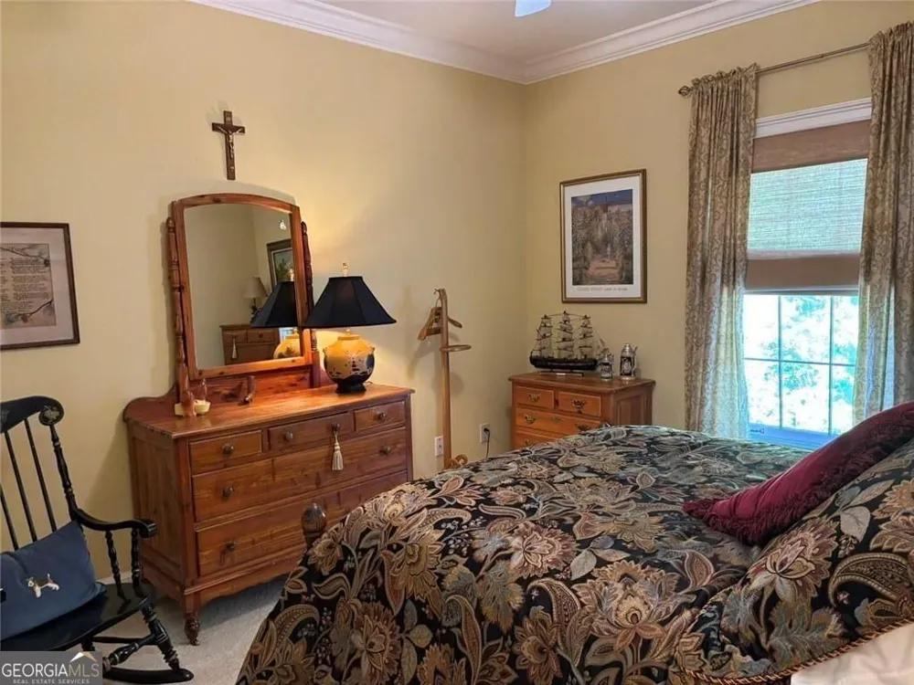 9385 Knollcrest BLVD Johns Creek, GA 30022