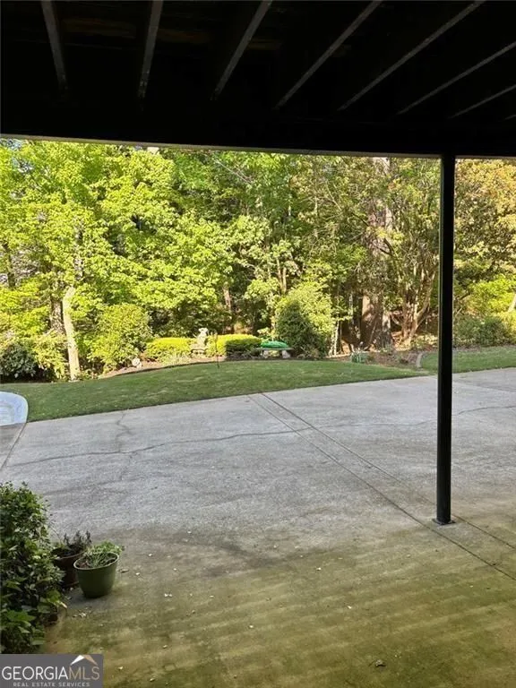 9385 Knollcrest BLVD Johns Creek, GA 30022