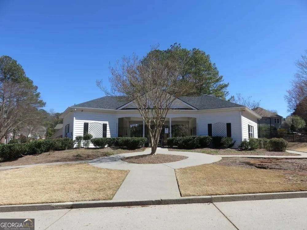9385 Knollcrest BLVD Johns Creek, GA 30022