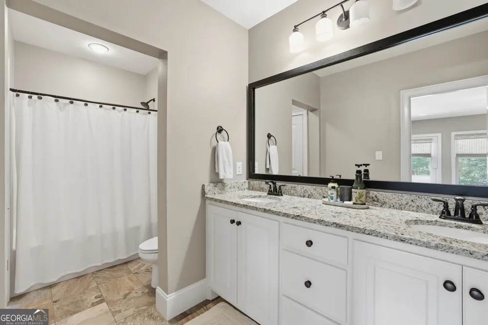 162 Timber Ridge DR Toccoa, GA 30577