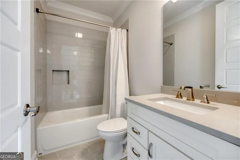 9450 Prestwick Club DR Johns Creek, GA 30097