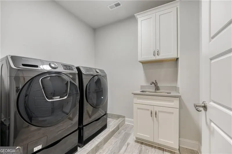 9450 Prestwick Club DR Johns Creek, GA 30097