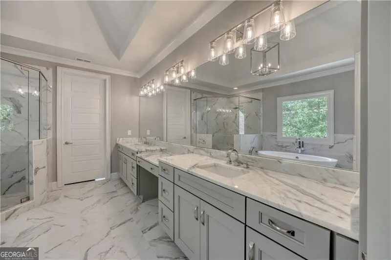 9450 Prestwick Club DR Johns Creek, GA 30097