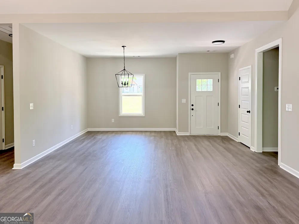 117 Mason RDG Barnesville, GA 30204