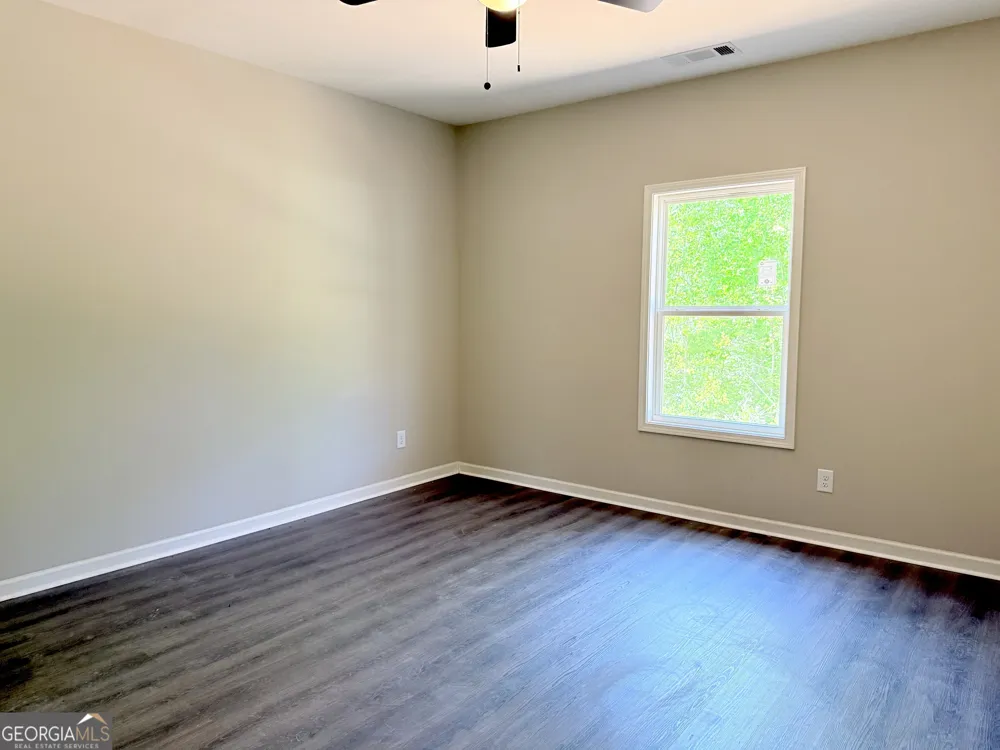 117 Mason RDG Barnesville, GA 30204