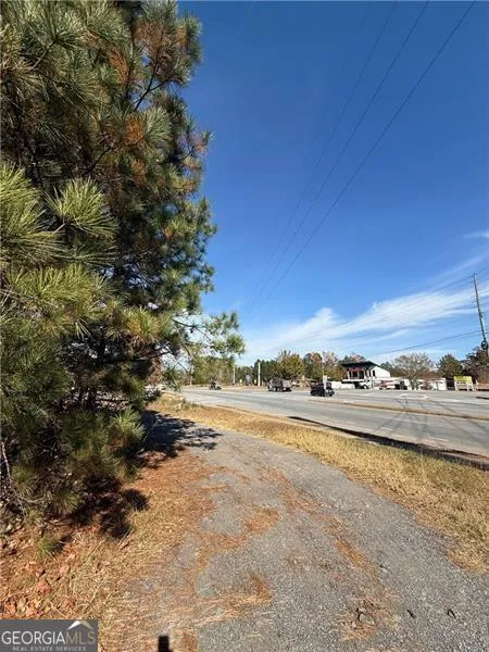 6387 Bells Ferry RD Acworth, GA 30102