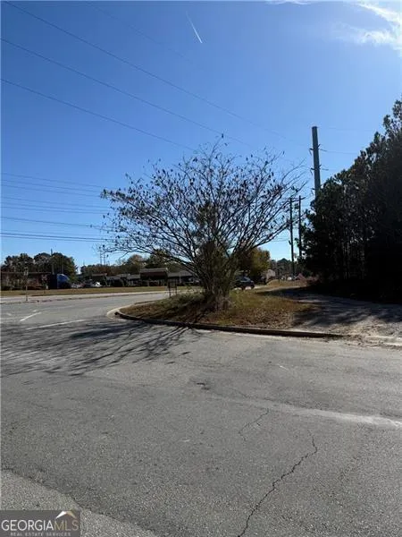 6387 Bells Ferry RD Acworth, GA 30102