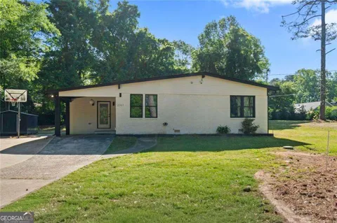 2061 Shady LN