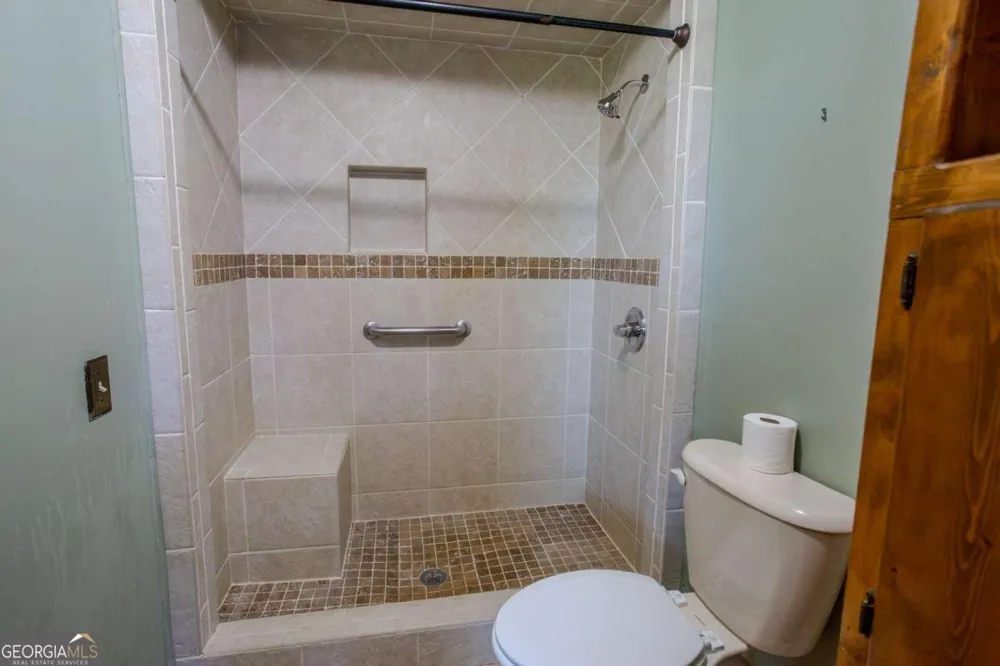 68 Smart RD Baxley, GA 31513