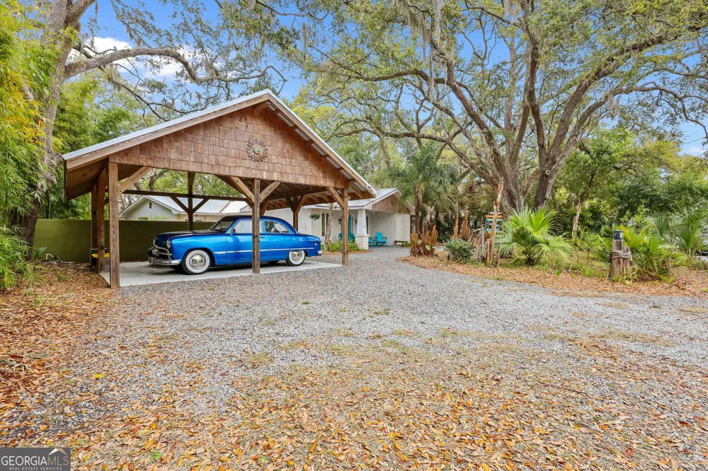 103 Cater ST St. Simons, GA 31522